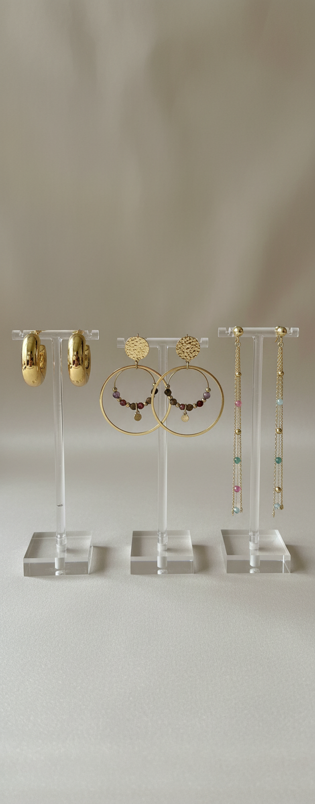 Boucles Laïs, Alizé et Noor sur support - toutes visibles