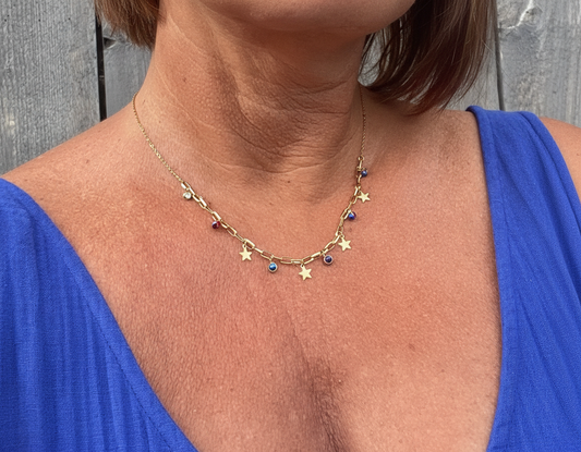 Collier Inès multicolore porté