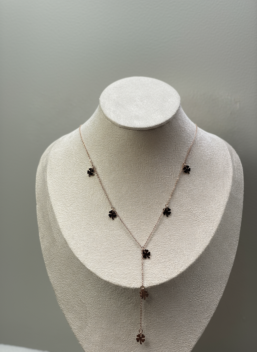 Collier Laly sur buste